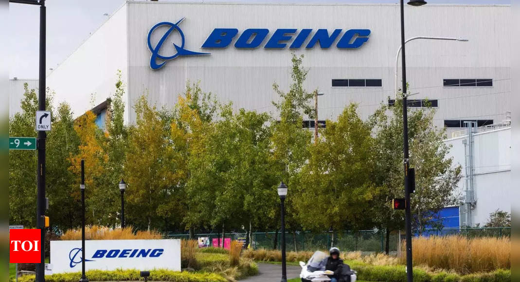 Boeing plans India plants to convert 737 planes into freighters | India News – Times of India