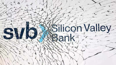 Silicon Valley Bank collapses, sparks global financial rout