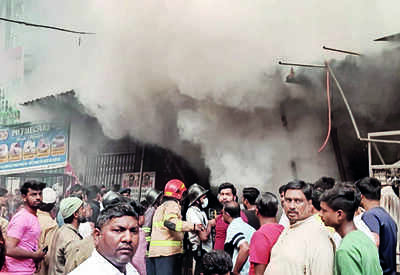 Blaze ruptures underground diesel line on Panvel-Mumbra h’way, kills 1