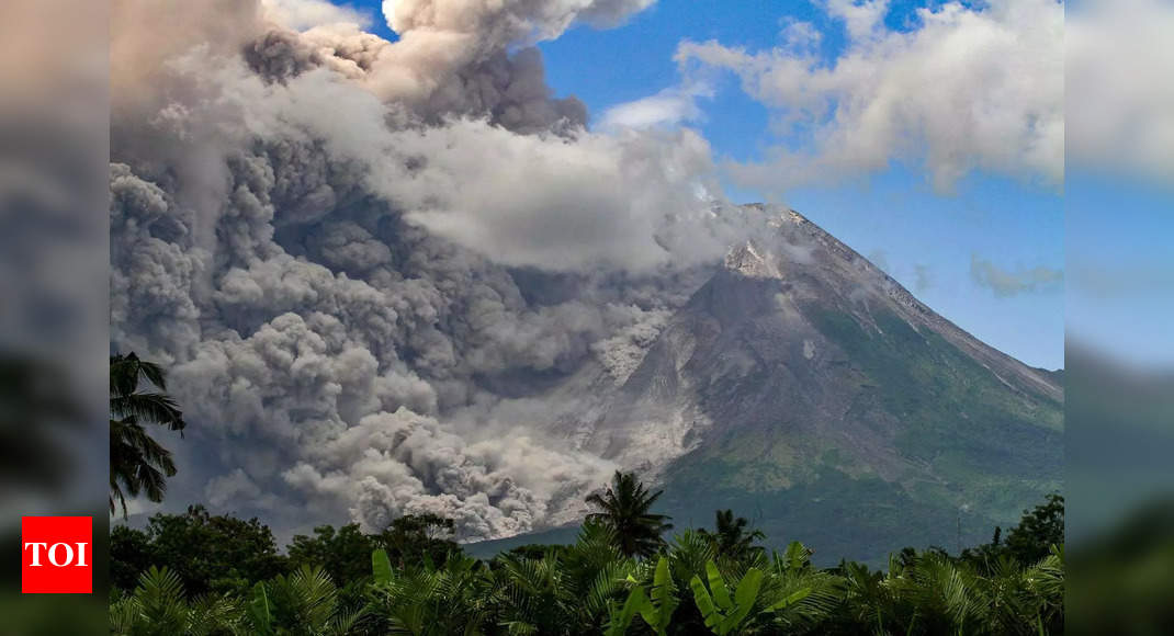 Merapi: Indonesia’s Merapi volcano erupts, spews hot cloud – Times of India