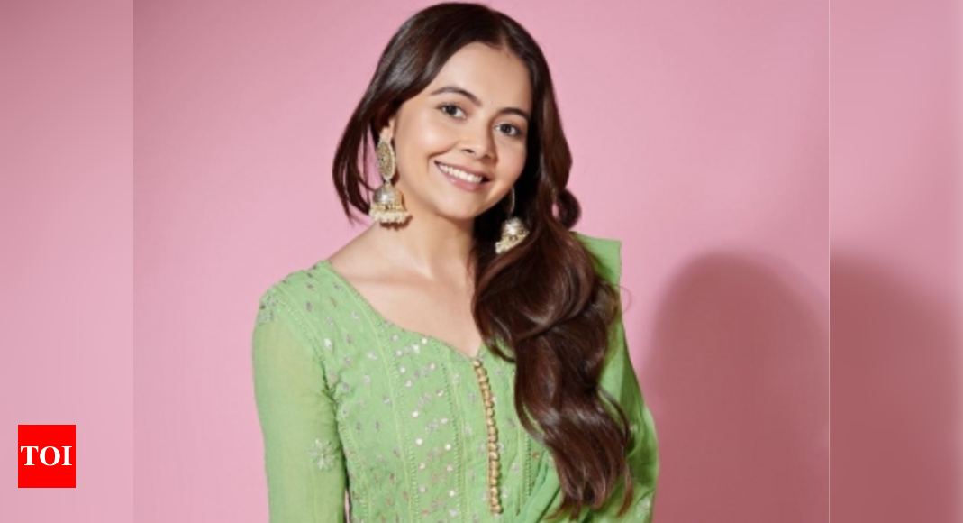 Devoleena Bhattacharjee Slams The People Who Harassed A Japanese Girl