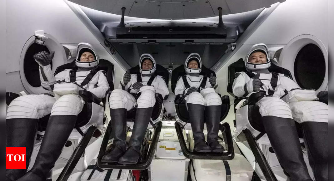 Quatre astronautes ramènent SpaceX chez eux et terminent une mission de 5 mois