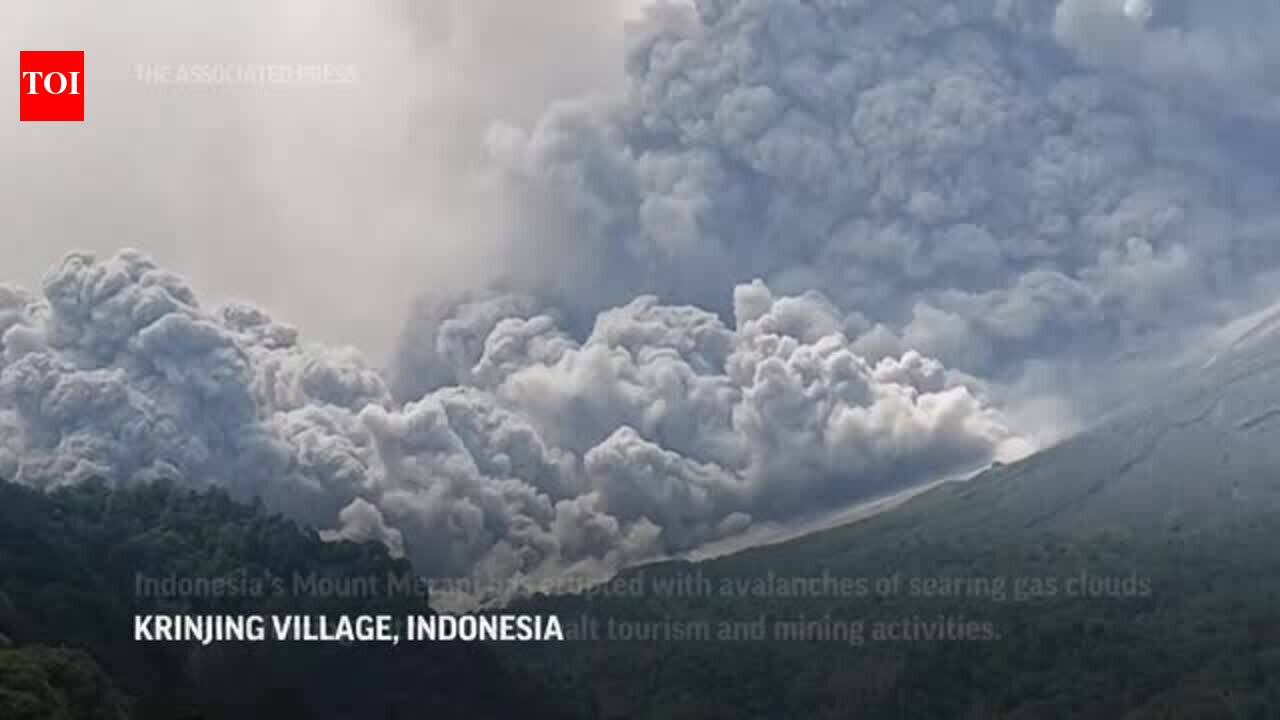 indonesias merapi: Indonesia’s Merapi volcano spews hot lava in new ...