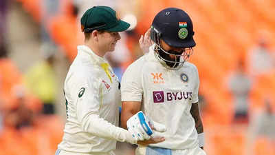 Watch: Steve Smith shows respect and admiration for Virat Kohli in a unique gesture
