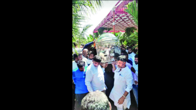 Congman and Dalit leader laid to rest