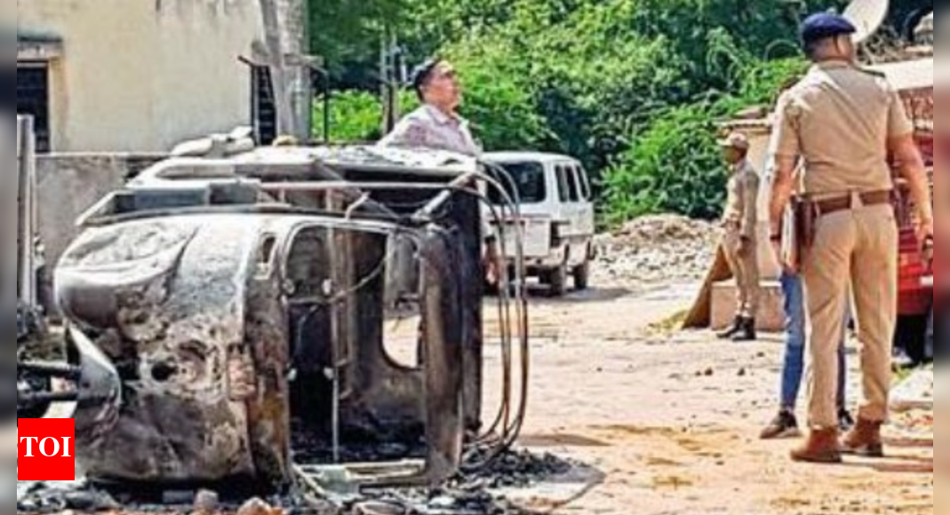 24 Hrs On, Rioting Communities ‘bail Each Other Out’ | Vadodara News ...