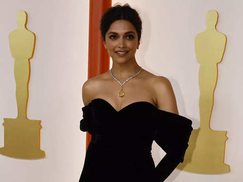 Oscars 2023: Deepika Padukone Exudes Elegance And Glamour In Black Louis  Vuitton Gown At The 95th Academy Awards, See Pics - News18