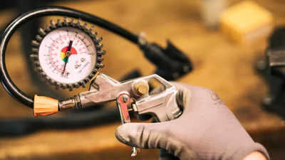 Analog Tyre Pressure Gauges For Cars, Bikes, and Bicycles