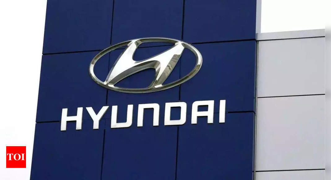 Hyundai: Hyundai looks to buy GM plant near Pune – Times of India