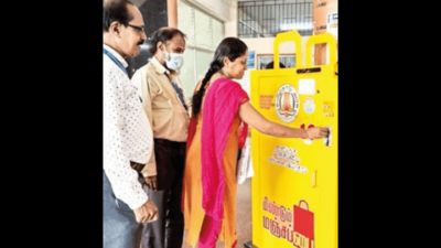 TNPCB installs manjappai vending machine in Trichy