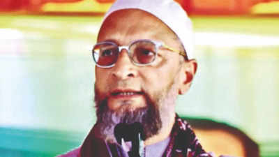 Asaduddin Owaisi explores ground for votes in western Rajasthan