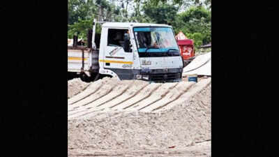 Govt to fix prices of sand, gravel in every district of Rajasthan soon