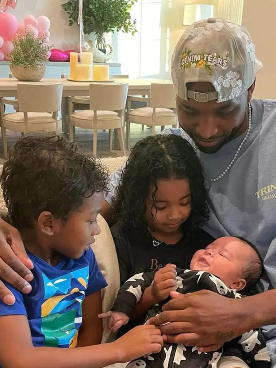 Khloe Kardashian shares first photos of Tristan Thompson with both kids ...