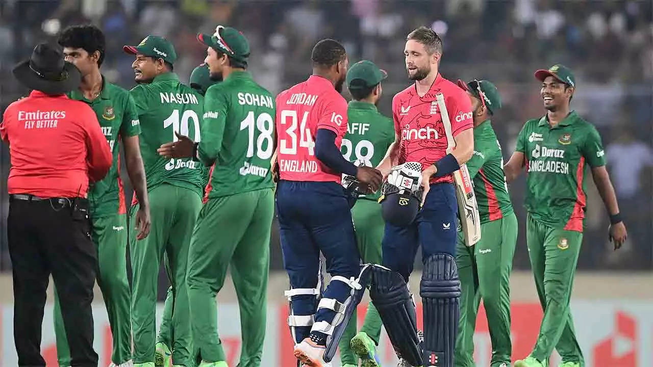 Bangladesh series loss 'hurts', says England coach Mott | Cricket News -  Times of India