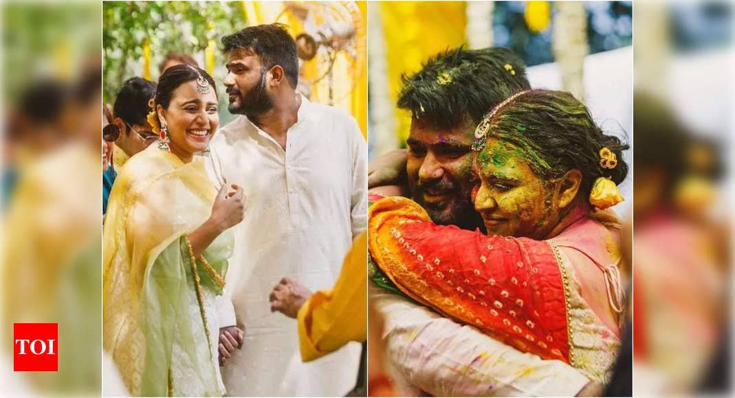 Swara Bhasker, Fahad Ahmad can’t stop smiling in new pictures from their haldi-cum-Holi celebration – Times of India