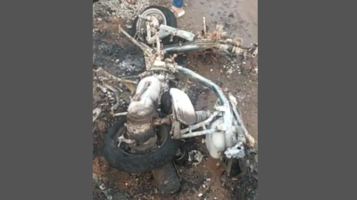 After tiff, man burns 8 vehicles in bid to torch estranged wife's two-wheeler in Pune