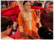 
Swara Bhaskar becomes the coolest foodie bride in her pre-wedding functions
