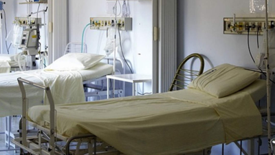 On surprise inspections in Delhi hospitals, missing senior doctors & dirty bed sheets