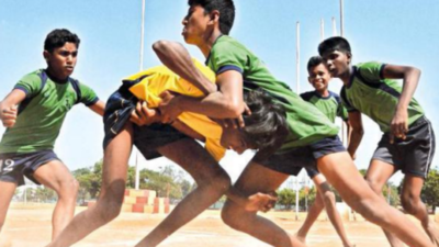 Karnataka: Wannabe poll candidates take sporting route to winning votes
