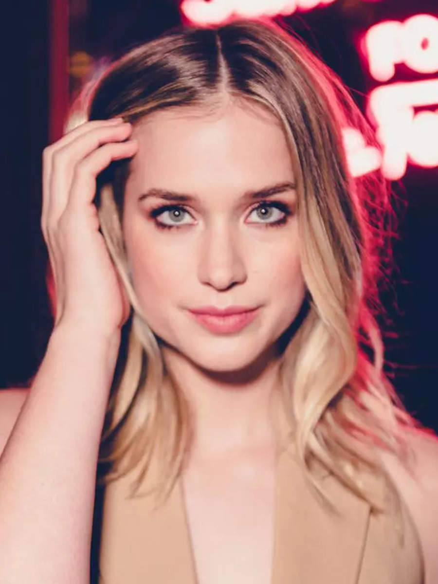 Meet surreal beauty Elizabeth Lail | TOIPhotogallery