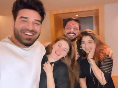 BB13’s Paras, Shefali and others reunite