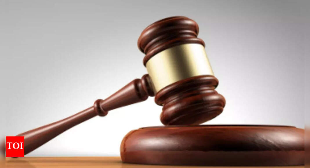 Wadia:  2 acquitted in 1989 Wadia murder plot case | India News – Times of India