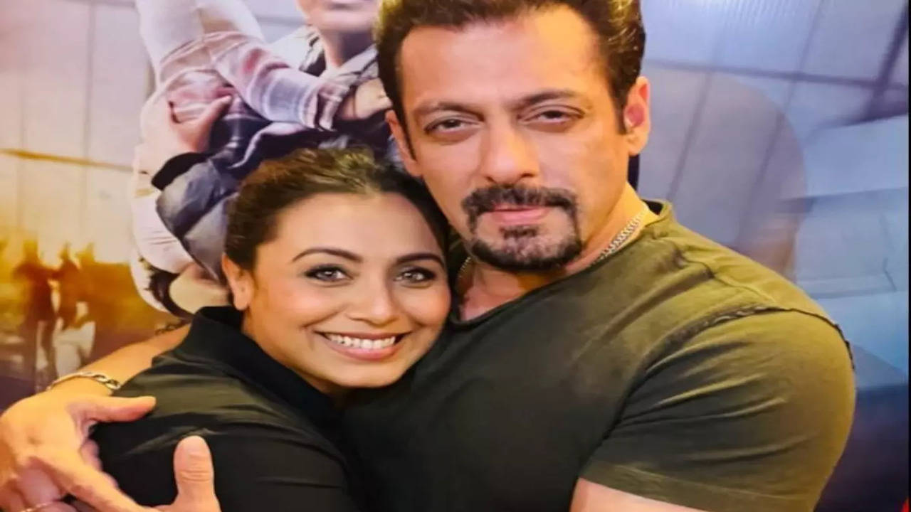 Rani Mukerji og Salman Khan gjenforenes, da sistnevnte sender kjærlighet til filmen hennes «Mrs Chatterjee Vs Norway» |  Hindi kino nyheter