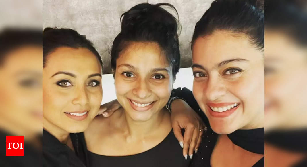 Kajol and Rani Mukerji pose together, fans are reminded of Tina and Anjali from ‘Kuch Kuch Hota Hai’ – Times of India