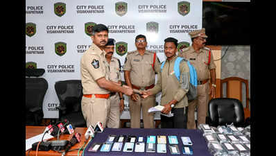 Visakhapatnam cops recover 200 stolen mobile phones worth Rs 40 lakh