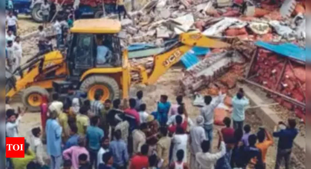 Fir:  Death toll in UP cold storage unit accident up to 14, FIR against owners | India News – Times of India