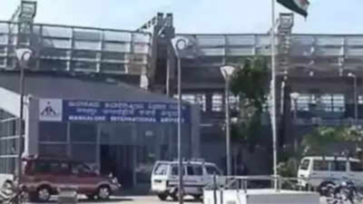 1.6kg gold seized at Mangaluru International Airport