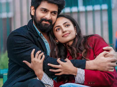 Phalana Abbayi Phalana Ammayi is a love story that defies genres: Srinivas Avasarala