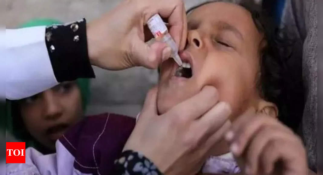 Pakistan reports first polio case of 2023 – Times of India