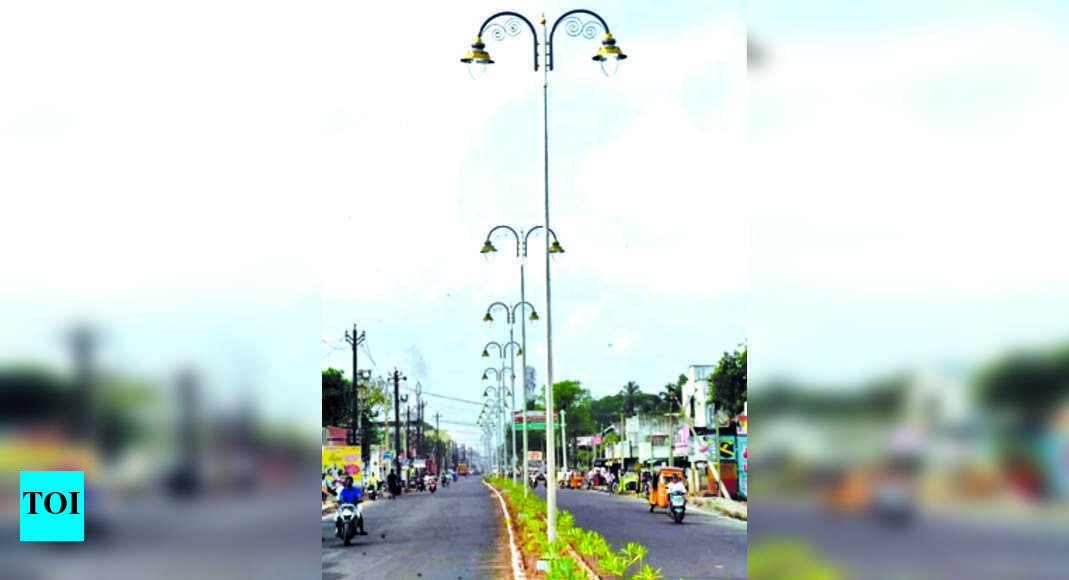 Chennai Trunk Road Heritage Streetlights On Chennai Trunk Road