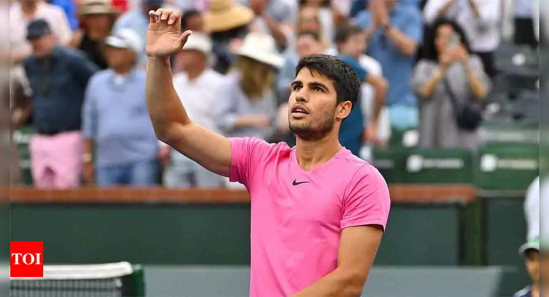 Alcaraz sets desert duel with Medvedev with No. 1 at stake | Tennis News – Times of India
