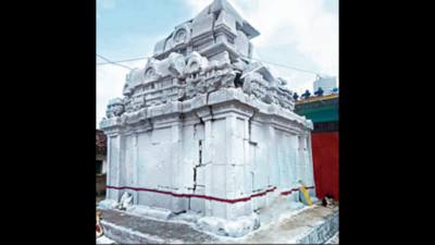 1,000-year-old Shiva temple lost in concrete squeeze