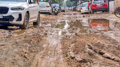 Dug up for sewage lines last year, Gurgaon's Sector 4 road yet to be recarpeted