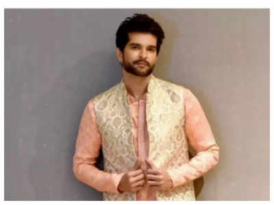 Raqesh Bapat turns producer with 'Ransom Handsome'