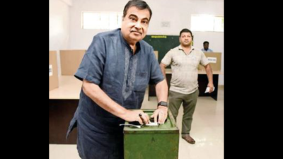 Graduates’ polls: Many skip voting as Nagpur University allots far away polling booths