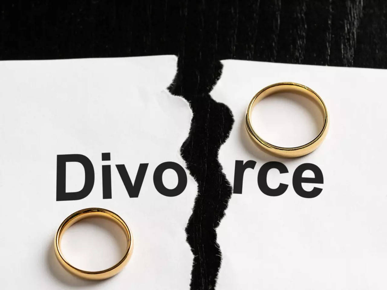 His story/Her story “My husband of 19 years wants a divorce” picture