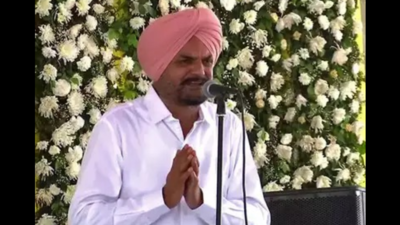 Moose Wala Balkaur Singh's father praises Yogi Adityanath govt for crackdown on mafia in UP