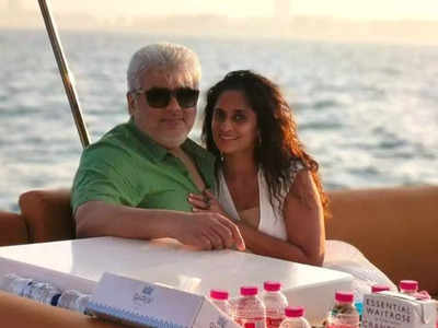 Ajith's romantic pictures with his wife Shalini go viral