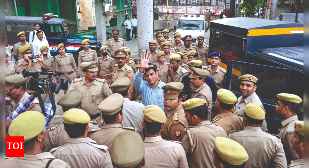Police Treats Me In Inhuman Manner, Alleges Irfan Solanki | Kanpur News ...