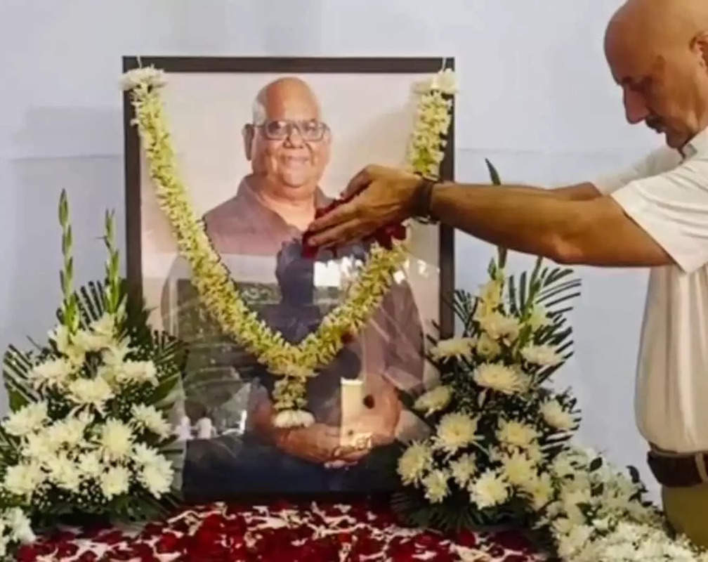 
‘Ja, tujhe maaf kiya’: Anupam Kher pens down a heartbreaking farewell note for best friend Satish Kaushik
