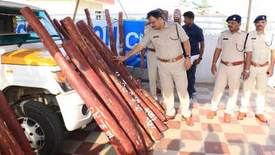 Andhra Pradesh Police arrest smuggler near Narayanavanam, seize red sanders logs worth Rs 1 crore
