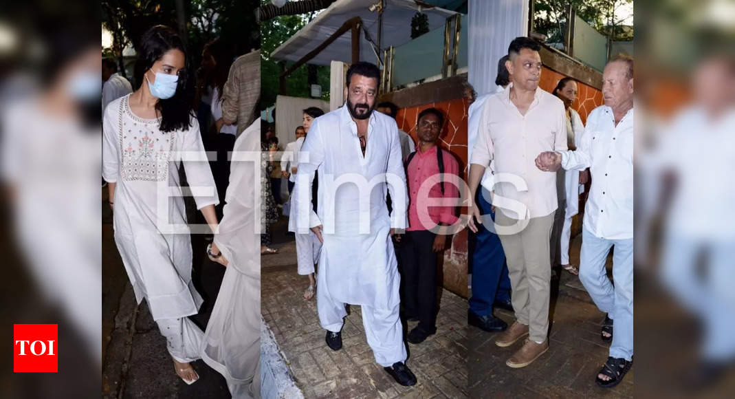 Shraddha Kapoor, Sanjay Dutt, Salim Khan: Celebs attend the Kishor Bajaj’s prayer meet | Hindi Movie News