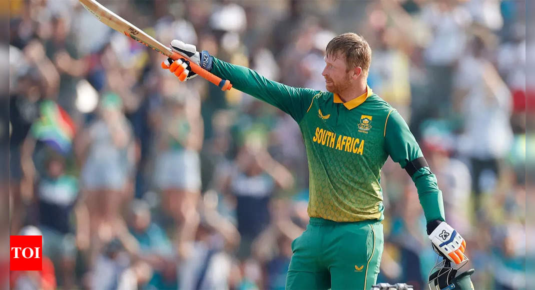 SA vs WI, 3rd ODI: Heinrich Klaasen smokes 61-ball 119* as South Africa blow away West Indies | Cricket News – Times of India