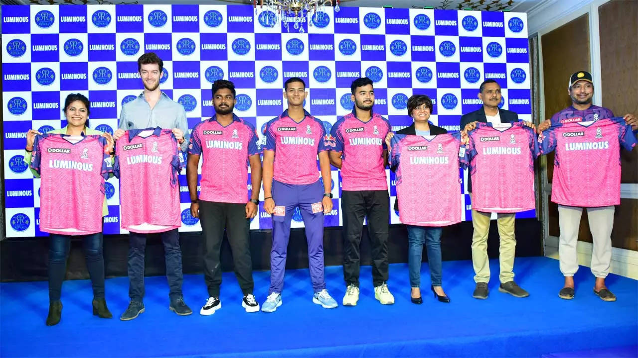 Rajasthan Royals Official Match Jersey, Medium (Blue) 