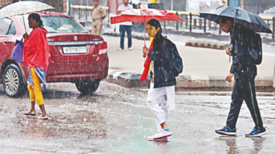 Guwahati gets 214% above normal rainfall, commuters suffer