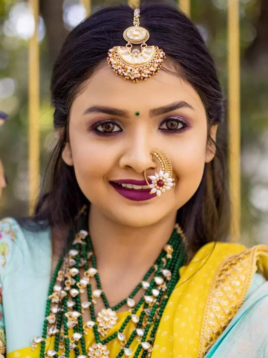 Beautiful Nauvari Saree Photoshoot